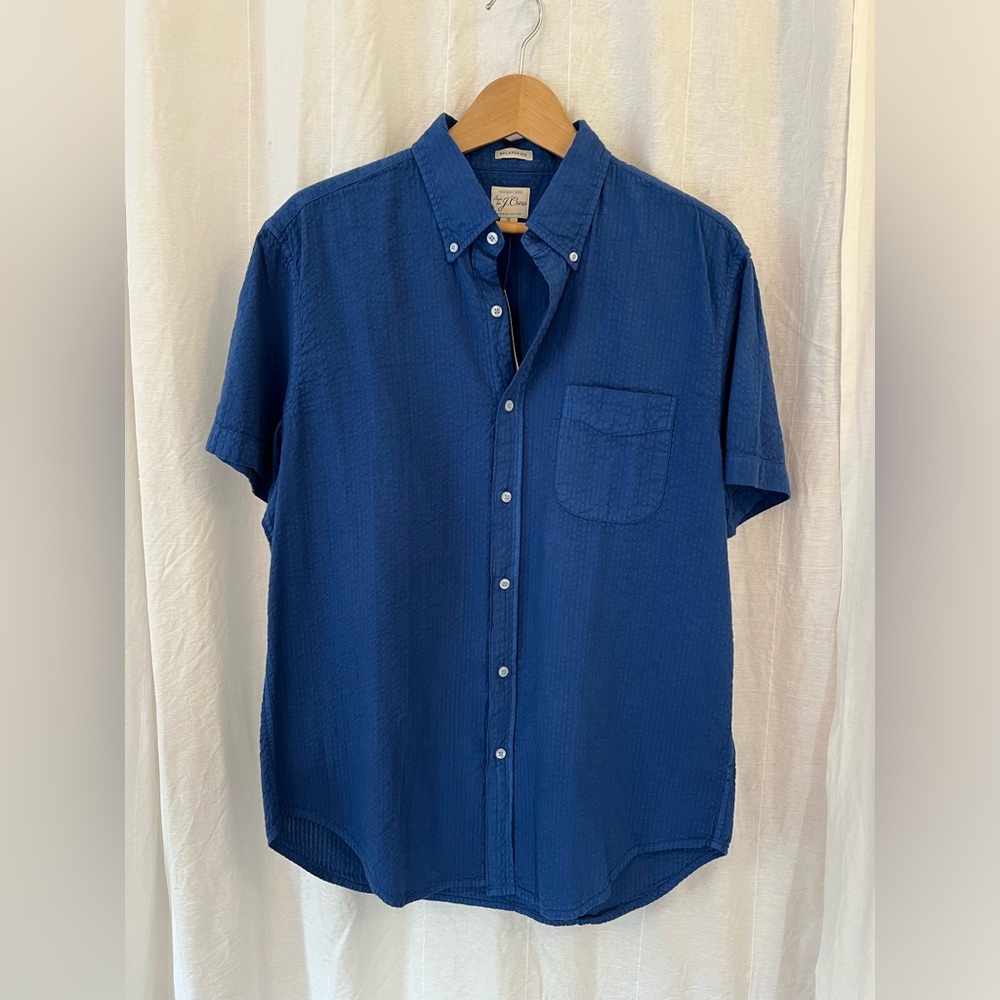 J.Crew Seersucker Short Sleeve Button Up in Blue, Size Small. NWT